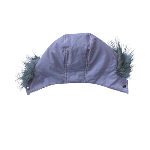 🌺SALE🌺 H&M Girl’s Pink Puffy Vest with Faux Fur Size 4 - 6 - Picture 8 of 9